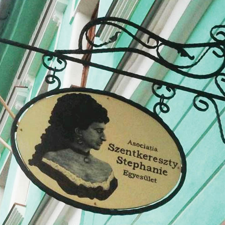 Szentkereszty Stephanie Egyesület cégér